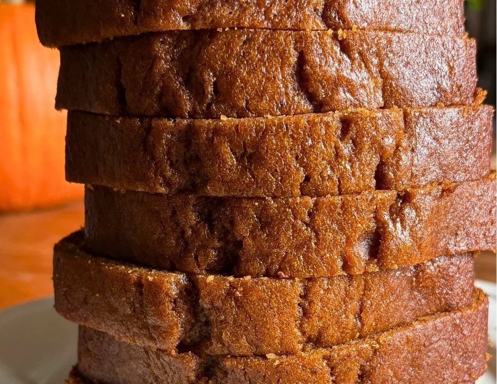 Delicious coffeehouse-style one-bowl pumpkin loaf with a rich pumpkin flavor